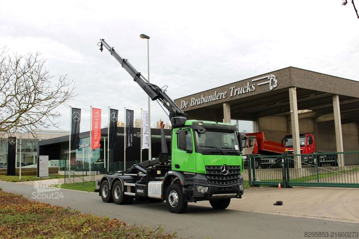 Savitvežis Mercedes-Benz Arcos