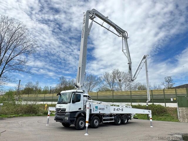 Betongpumpe Mercedes-Benz Arocs 4142 Mercedes-Benz Arocs 5 4542 8x4 SWAN ...