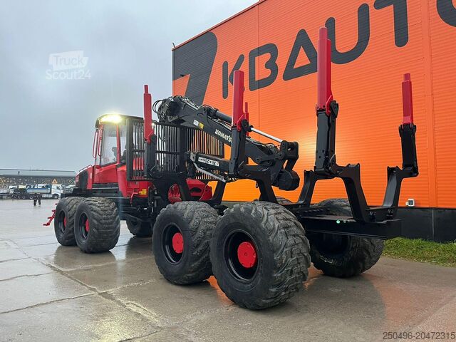 Dopravce Komatsu 895 8x8 LOADFLEX / CRANE 165F