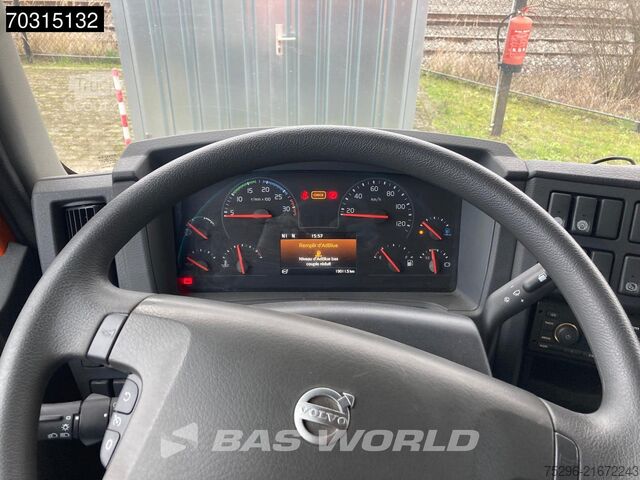 Chassis with cab Volvo FE 350 6X2 Low Entry full air suspension Lift+s...