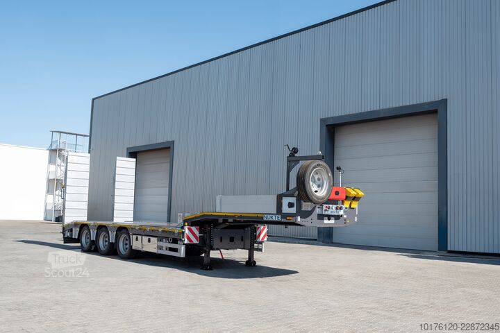 Niskopodni poluprikolica za transport građevinskih mašina Nükte Trailer 3 Axle Standard Lowbed Trailer