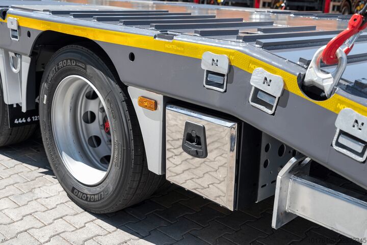 Niskopodni poluprikolica za transport građevinskih mašina Nükte Trailer 3 Axle Standard Lowbed Trailer