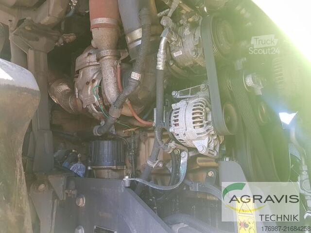 Tractor Claas XERION 4000 SADDLE TRAC