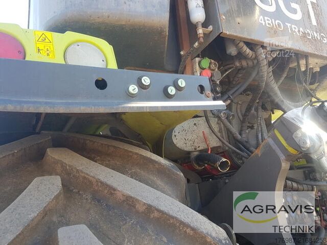 Tractor Claas XERION 4000 SADDLE TRAC