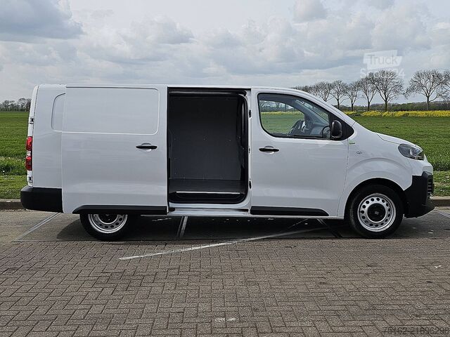 Yüksek tavanlı istasyon vagonu FIAT SCUDO 2.0 L3 Navi Automaat!