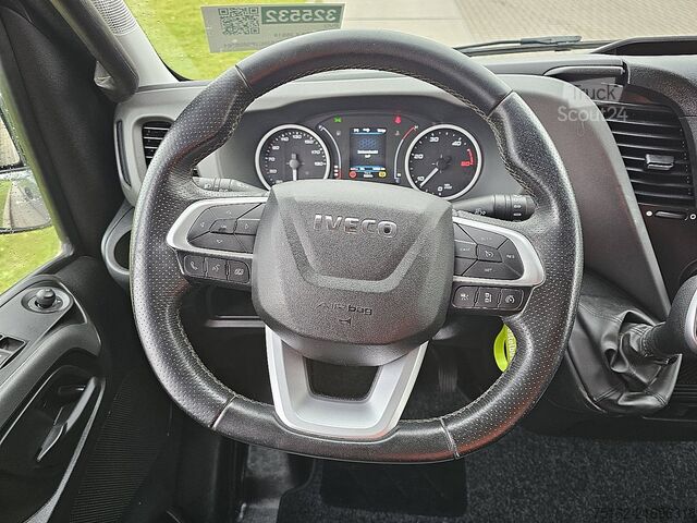 High-roof van IVECO DAILY 35S18 ac automaat EURO6