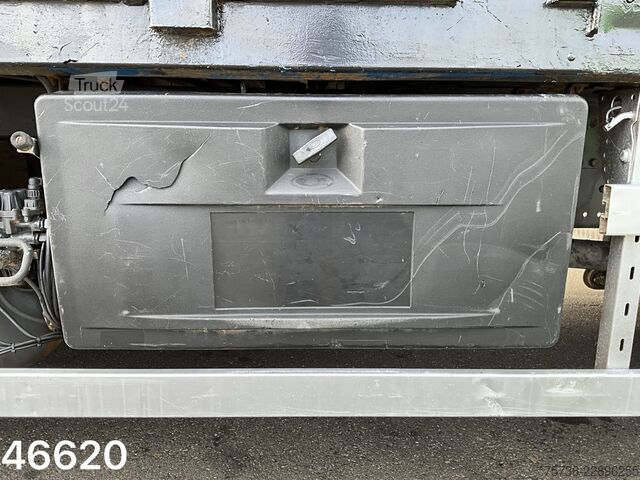 Vinç kamyonu Mercedes-Benz Axor 1824 Euro 5 Palfinger 15 Tonmeter laadkraan