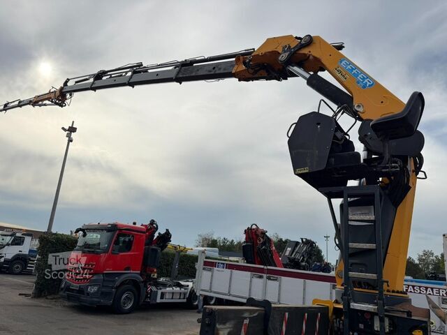 Plataforma de carga Volvo FM 360 8x4 PRITSCHE + KRAN EFFER 275 - 4S + JIB...