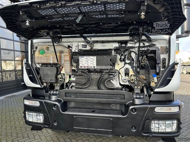 System för krokarm Iveco Trakker 450 6x4 Haaksysteem Euro 6 80.000 km