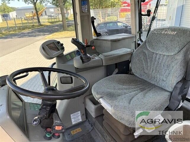 Tractor Fendt FAVORIT 714 VARIO