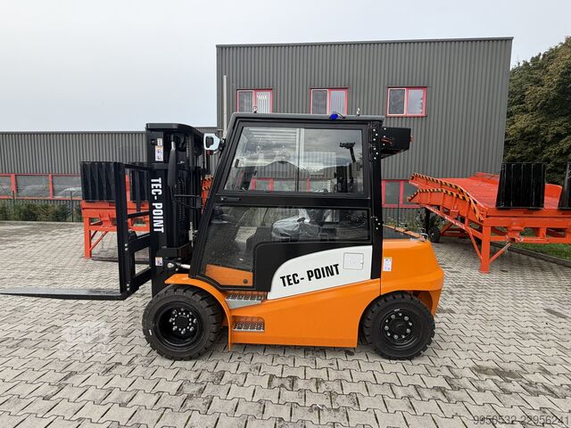Carretilla elevadora frontal con cabina completa y calefacción Tec-Point CPD50E Elektro-Gabelstapler 5,0 t – 4,5 m Triplex 80 V/606 Ah Li-Ion