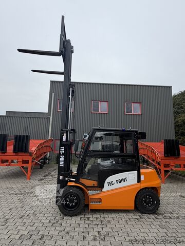 Carretilla elevadora frontal con cabina completa y calefacción Tec-Point CPD50E Elektro-Gabelstapler 5,0 t – 4,5 m Triplex 80 V/606 Ah Li-Ion