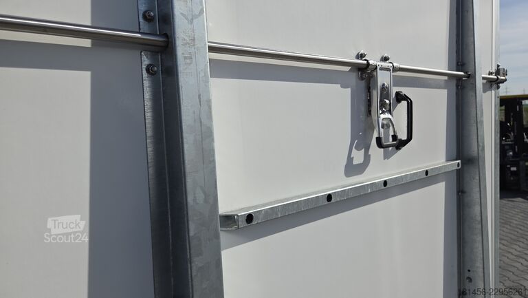 مقطورة صندوقية trailershop TFS 360 Seitentür Heckrampe 2.7to