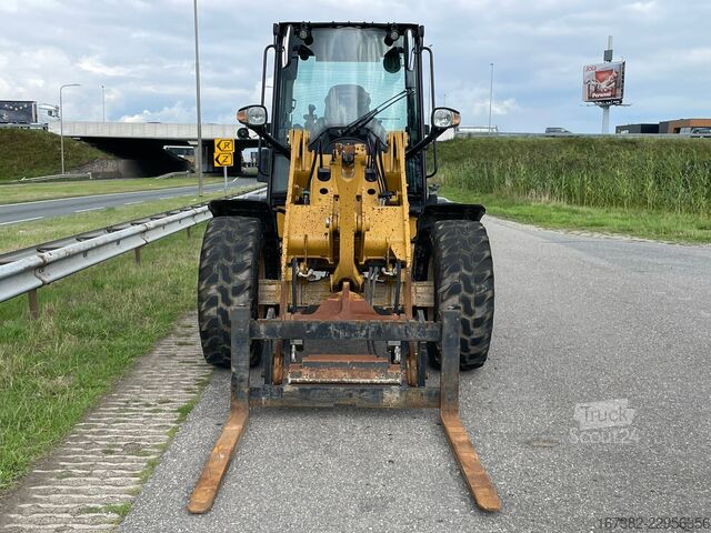 Radlader Caterpillar 908