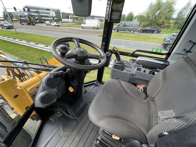 Radlader Caterpillar 908