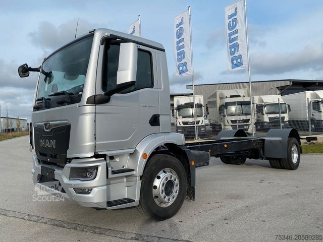 Škatlasti tovornjak MAN TGM 18.250 4x2 LL/FG/RS 5.775 mm/NL 12,2 to/Neu