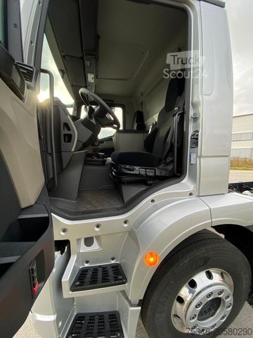 Tovorna dvigalka na tovornjaku MAN TGM 18.250 4x2 LL/FG/RS 5.775 mm/NL 12,2 to/Neu