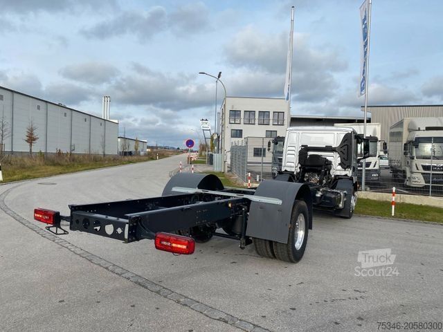 Výměnná nástavba nákladní vůz MAN TGM 18.250 4x2 LL/FG/RS 5.775 mm/NL 12,2 to/Neu