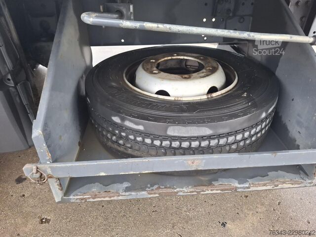  RENAULT D12-210 - E6 - PROBLEME CHAUFFE MOTEUR