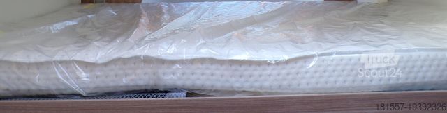 Halvintegrerad husbil BÜRSTNER Limited T 660 Winterpaket, Safety-Paket