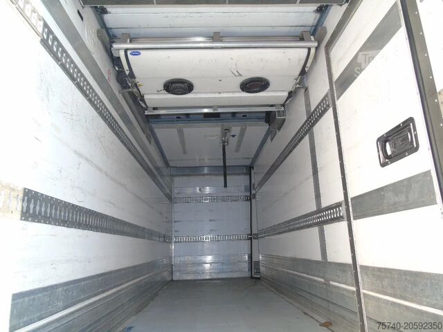 Transport refrigerat/congelat Volvo FL 14.210 + ATP/FRC + CARRIER + LIFT