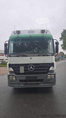 Mercedes-Benz Actros 1844 Mercedes-Benz Actros 1844