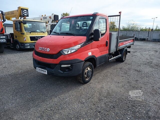 Autoutilitară basculantă Iveco 35C13 - Tipper