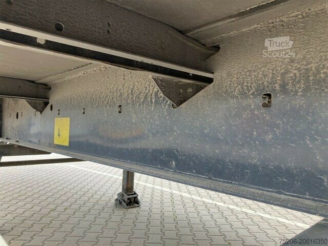 Semiremorcă carosată Krone Dry Liner SDK 27 eLB4-LI