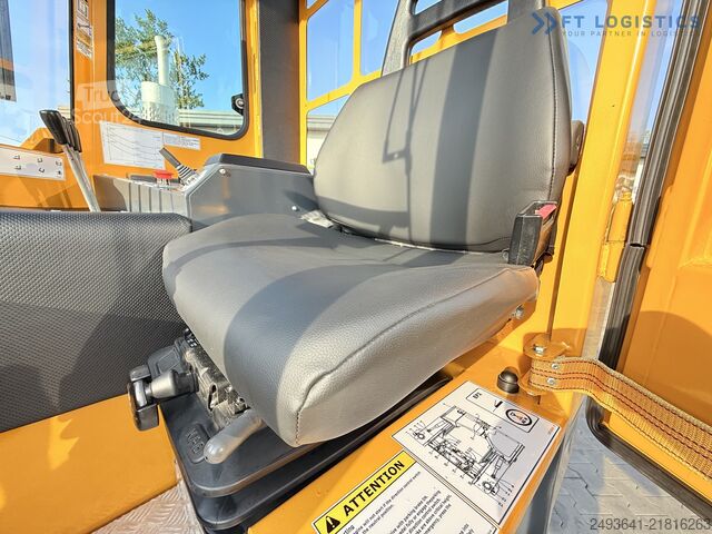 Wózek widłowy czterokierunkowy Combilift C4000 DUPLEX 4500 SIDE SHIFT FULL CABIN