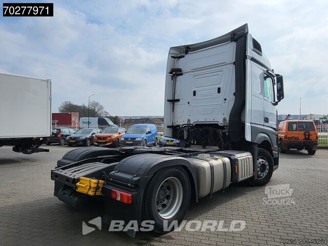Standard-SZM Mercedes Actros 1851 Actros 4X2 BigSpace 2x Tanks