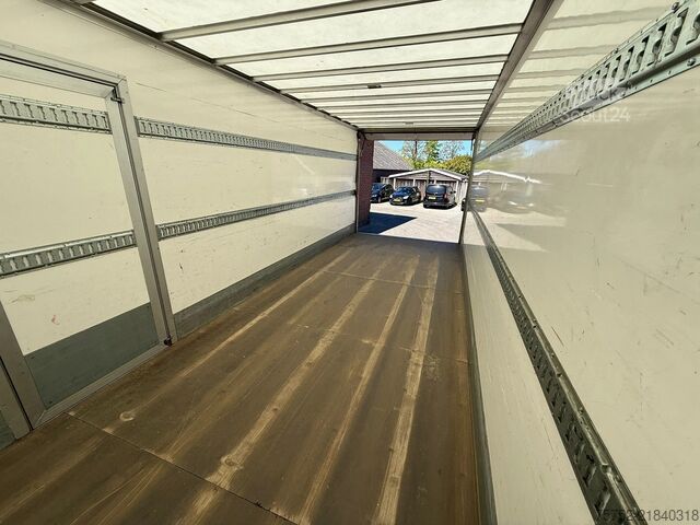 Valise DAF LF 230 1500KG LBW, Zijdeur 368.850KM Top condit...