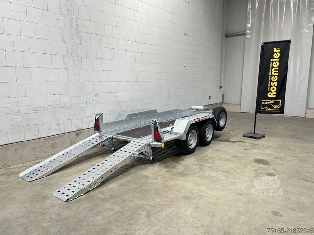 Machinetransporters en graafmachineaanhangers Brian James Digger Plant 543-2813-35-2-13 Maschinentransport