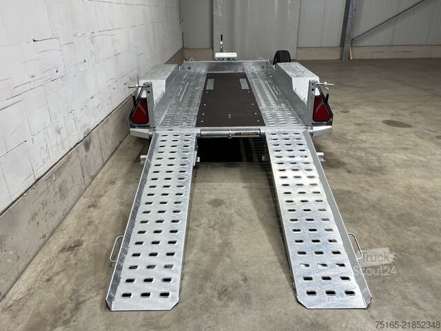 Machinetransporters en graafmachineaanhangers Brian James Digger Plant 543-2813-35-2-13 Maschinentransport