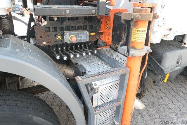 Trīspusējs kravas pašizgāzējs MERCEDES-BENZ 1829 K Axor, Atlas 116.3-A2L, AHK, Greifer,Klima