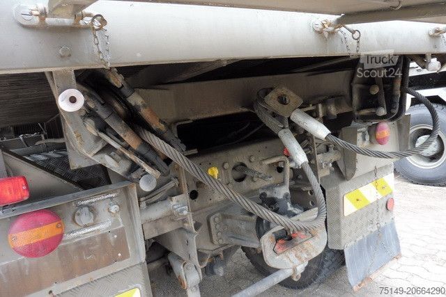 Speciallastbil MAN 34.440 8x8,Seilwinde,Kran,AHK,Allrad,Zugmaschine