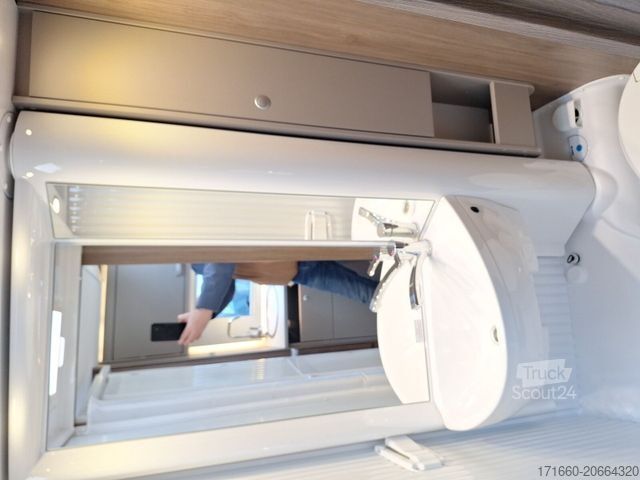 Capucine CARADO pro A 132 AUTOMATIK, NAVI+RFK, SAT+TV