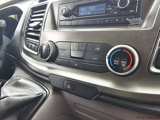 Camioneta familiar de techo alto FORD TRANSIT 2.0 L2H2 Euro6 Trekhaak!