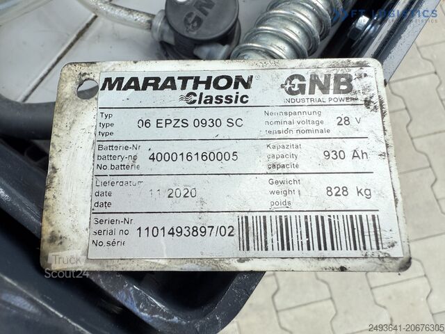 Vierwege-Gabelstapler COMBILIFT CBE2500 TRIPLEX 5500 FORK POSITIONER