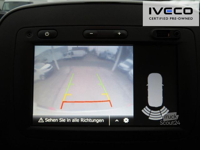 Dobozos furgon Fiat Talento Kawa SX L2H1 170 DCT, Automatik, Navi