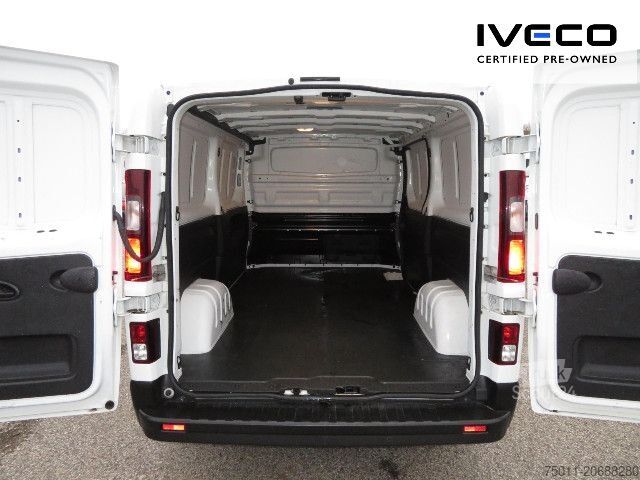 Dobozos furgon Fiat Talento Kawa SX L2H1 170 DCT, Automatik, Navi