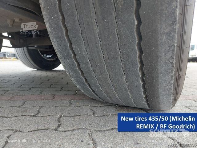 Atvira puspriekabė su tentu Schmitz Cargobull Curtainsider Mega