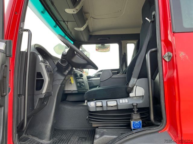 Standard dragbil MAN 18.440 Echter Allrad Blatt/Bla