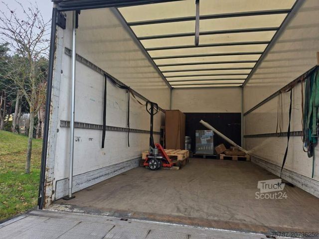 Skříňová dodávka MERCEDES-BENZ 816 Koffer, Ladebordwand, viel in 2025 repariert