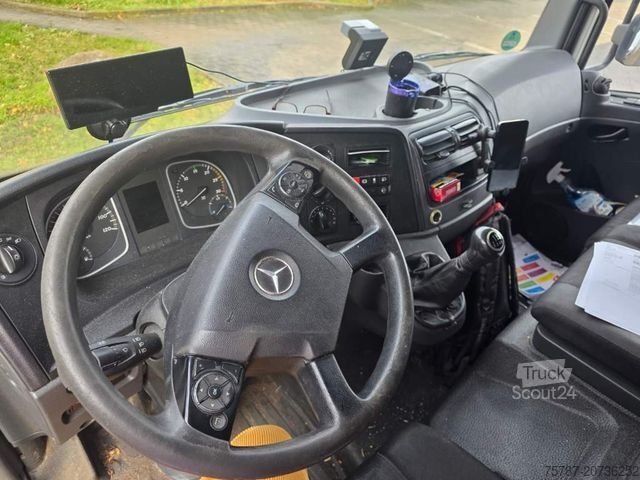 Skříňová dodávka MERCEDES-BENZ 816 Koffer, Ladebordwand, viel in 2025 repariert