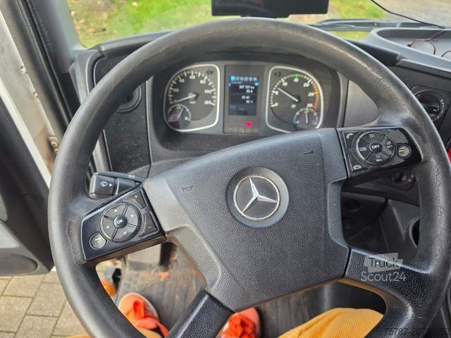 Skříňová dodávka MERCEDES-BENZ 816 Koffer, Ladebordwand, viel in 2025 repariert