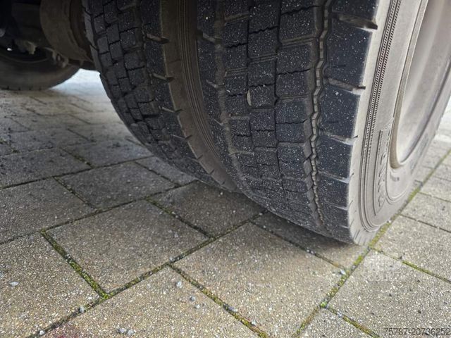 Skříňová dodávka MERCEDES-BENZ 816 Koffer, Ladebordwand, viel in 2025 repariert