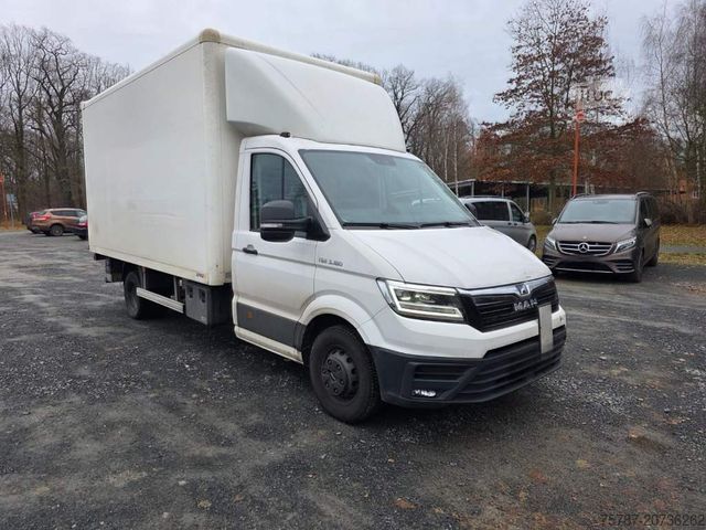 Skříňová dodávka MAN TGE 3.180 Koffer mit Ladebordwand, Klima, AHK