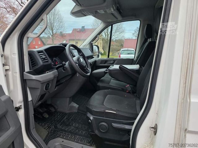 Skříňová dodávka MAN TGE 3.180 Koffer mit Ladebordwand, Klima, AHK