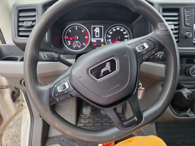 Skříňová dodávka MAN TGE 3.180 Koffer mit Ladebordwand, Klima, AHK