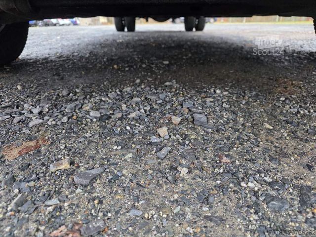 Skříňová dodávka MAN TGE 3.180 Koffer mit Ladebordwand, Klima, AHK